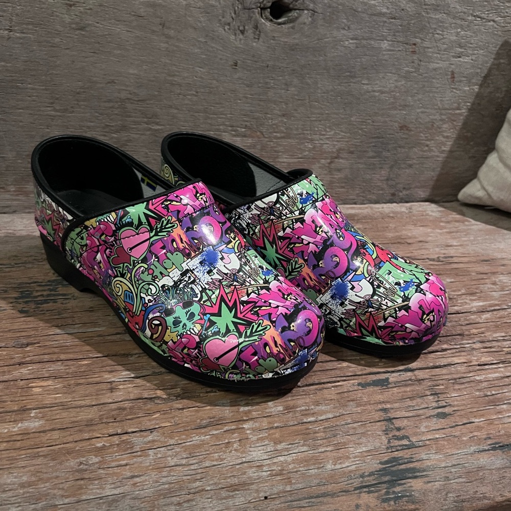 Colorful Graphic Women's Mules